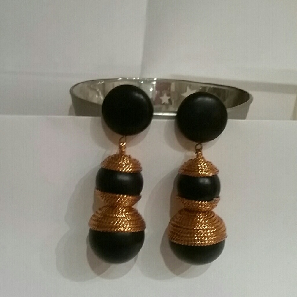 fashion earrings
